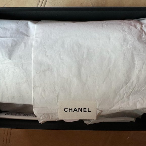 New Chanel Fuchsia Quilted Leather Clutch with Chain Bag Limited Edition - Picture 15 of 16